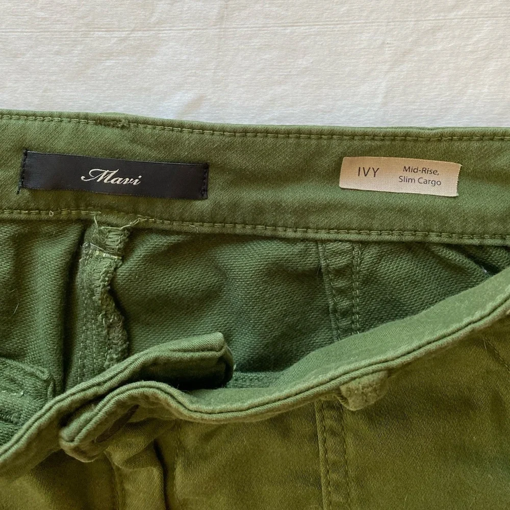 Mavi Ivy Mid Rise Slim Cargo Pants in Green Women's 30 - Picture 2 of 10